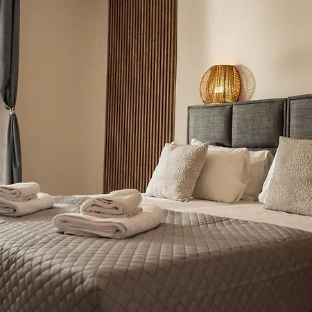 Hotel Aggire Summer