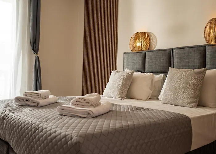 Hotel Aggire Summer